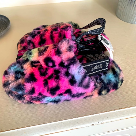 Justice Bettie Slippers NEW - Picture 1 of 3